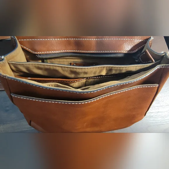 Patricia Nash London Saddle Crossbody Bag In Heritage Tan - Picture 7 of 8